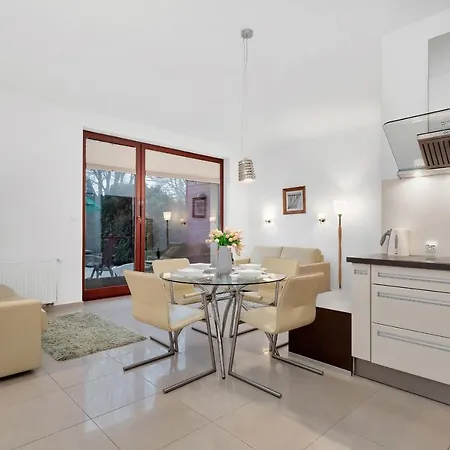 Apartment Lesna 17 By Renters *