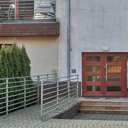 Lesna 17 By Renters Apartment Wiselka